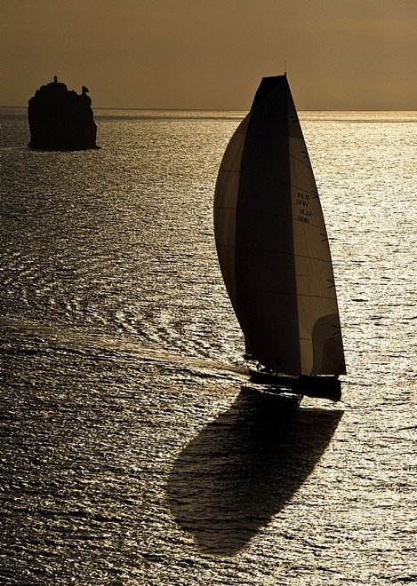 ESIMIT EUROPA 2 - Rolex Middle Sea Race 2011 ©  Rolex/ Kurt Arrigo http://www.regattanews.com